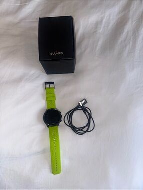 Suunto 9 Sports GPS Watch with Charger Cable